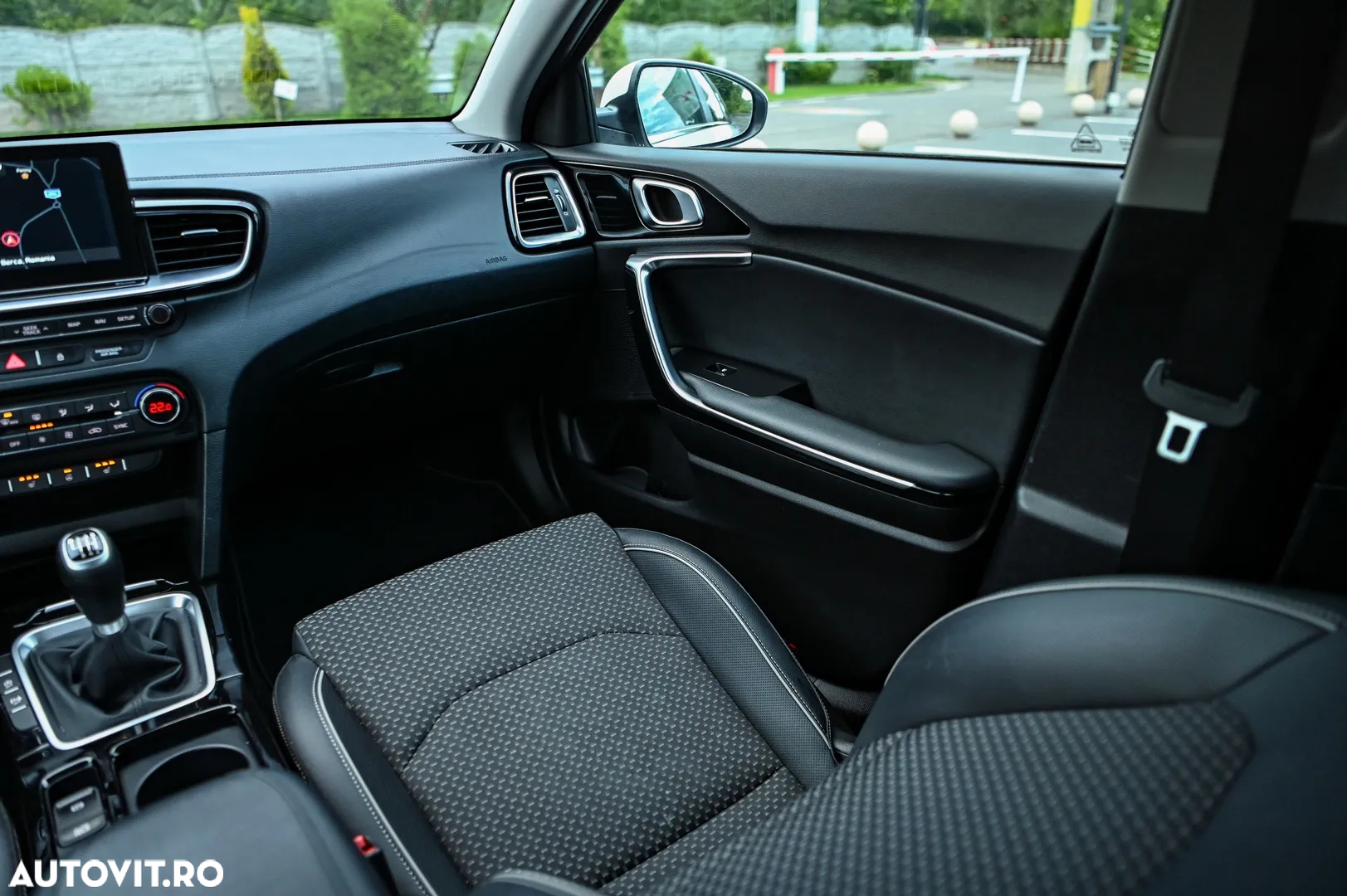Kia Ceed - 28