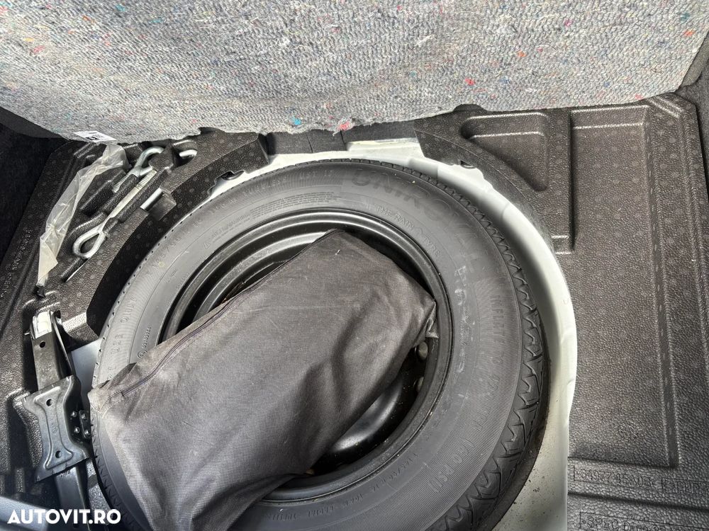 Nissan Qashqai 1.3 l MHEV Visia - 14