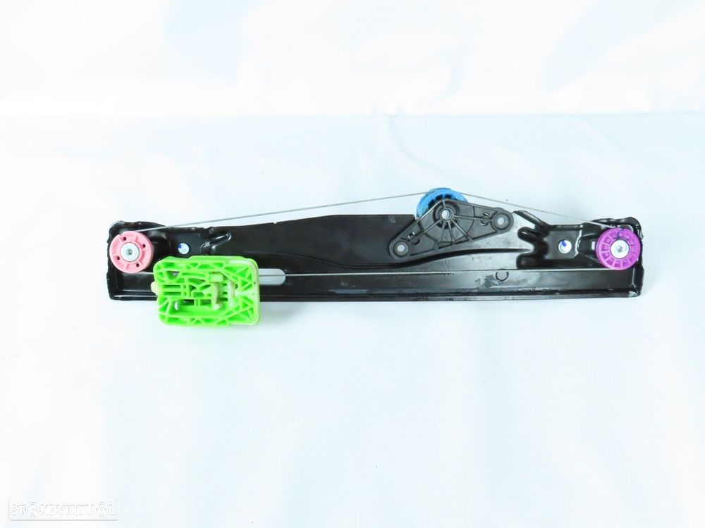 Elevador da Porta Esquerdo/Trás Seminovo/ Original MINI MINI (F55) 51357490207 /... - 1