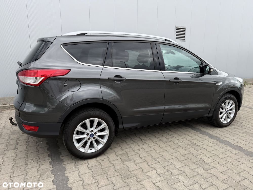 Ford Kuga 1.5 EcoBoost 2x4 Titanium - 10