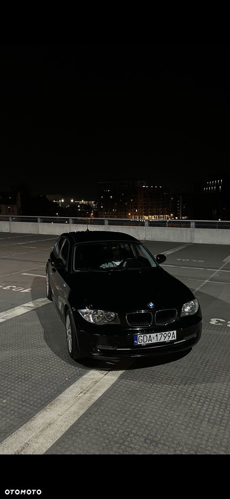 BMW Seria 1 120d - 8