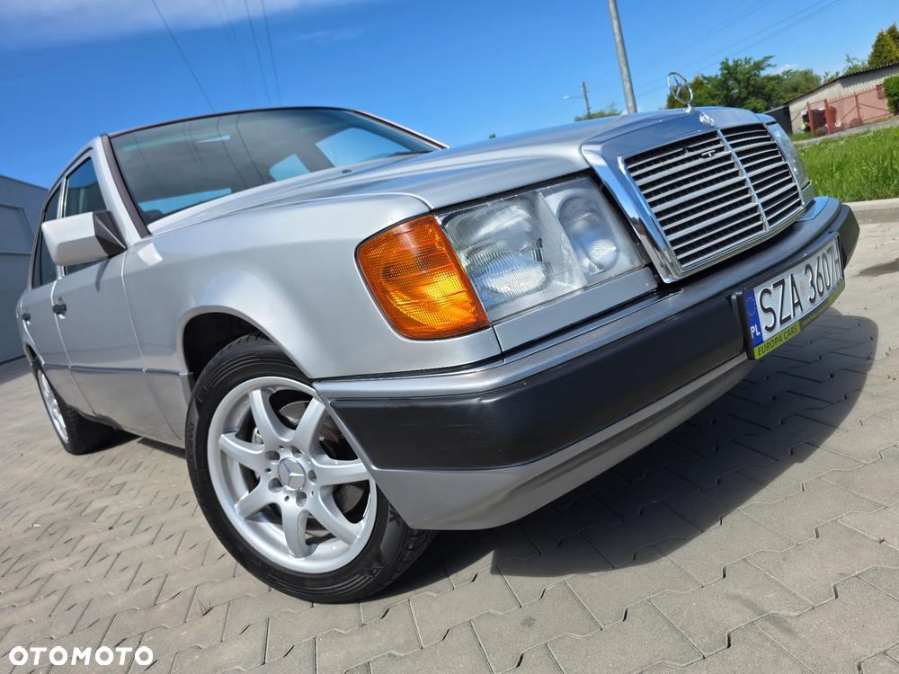 Mercedes-Benz W124 (1984-1993) - 29