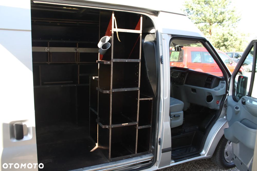 Ford Transit - 17