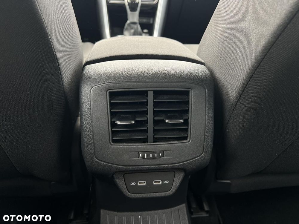 Volkswagen T-Roc 1.5 TSI Life - 22