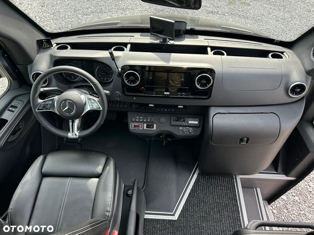Mercedes-Benz Sprinter 519 - 18
