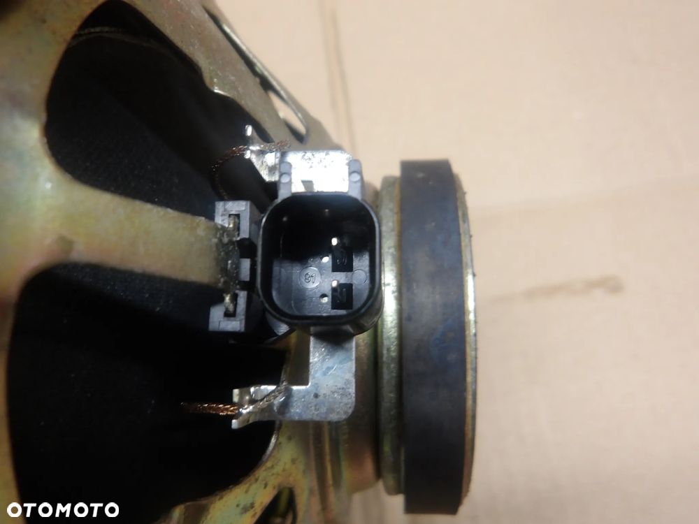FORD FIESTA MK6 1.3B GŁOŚNIK PRAWY LEWY PRZÓD TYŁ - 13