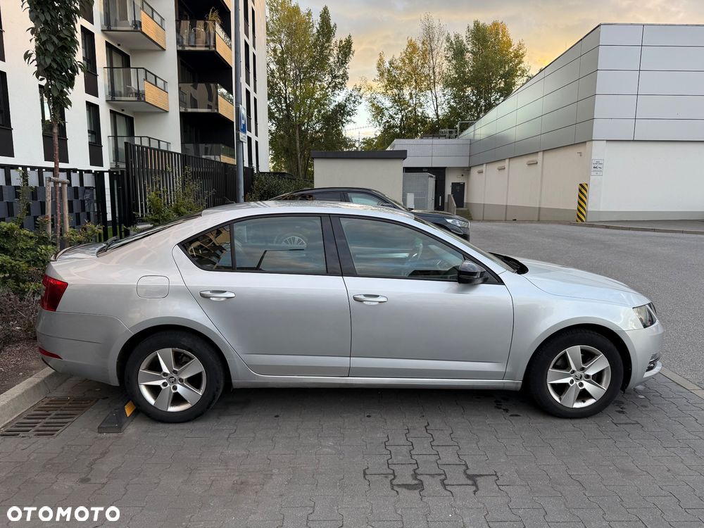 Skoda Octavia 1.5 TSI ACT Ambition - 4