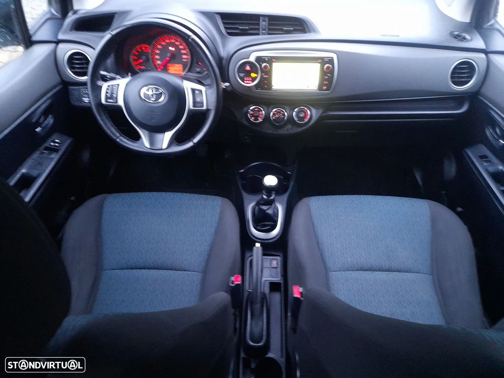 Toyota Yaris 1.4 D-4D Trend+Navi - 8