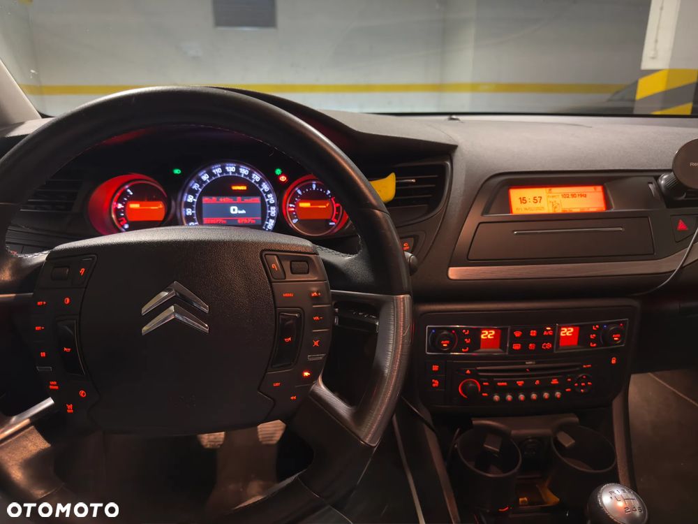Citroën C5 2.0 HDi Exclusive - 10