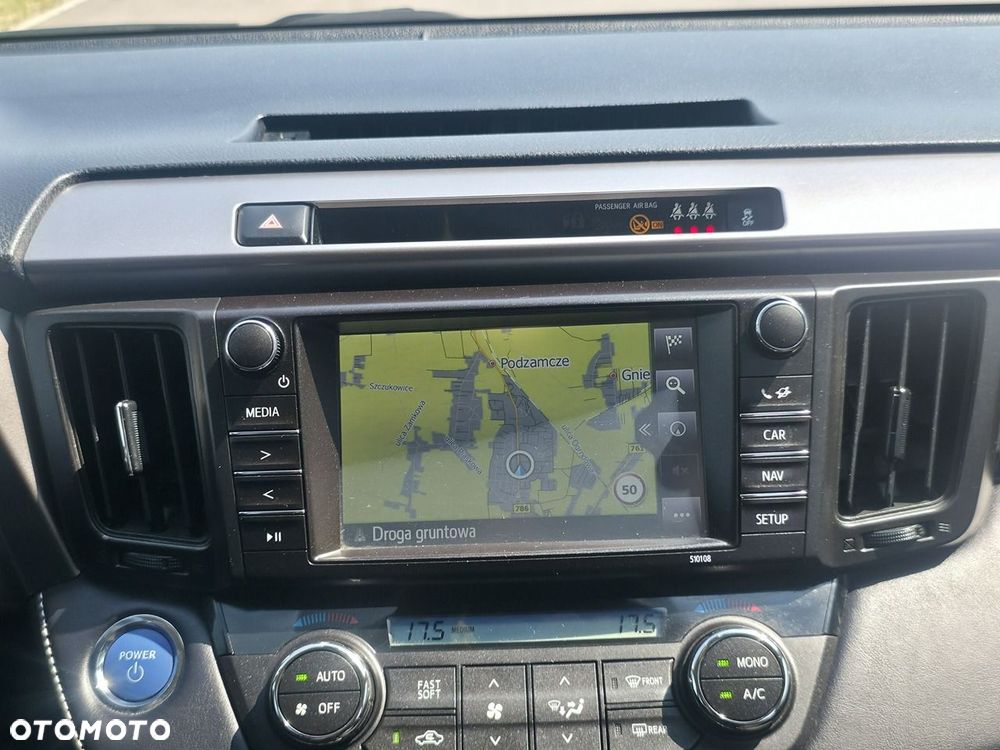 Toyota RAV4 - 16