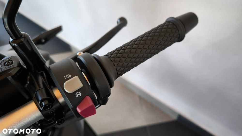 VOGE SR1 ADV - 15