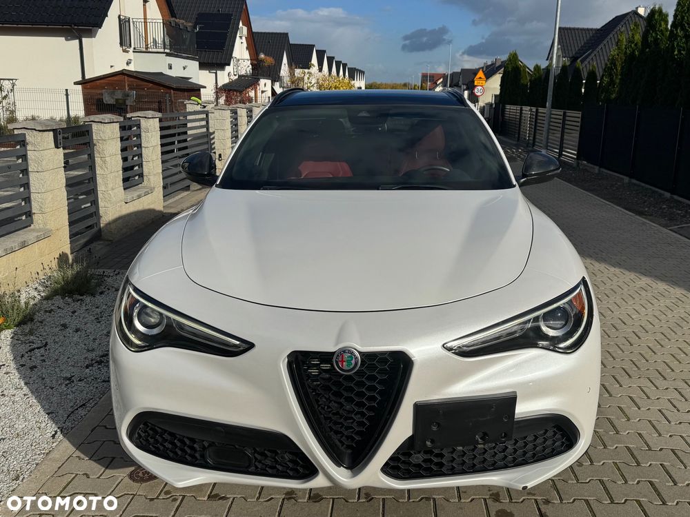 Alfa Romeo Stelvio 2019 photo 2