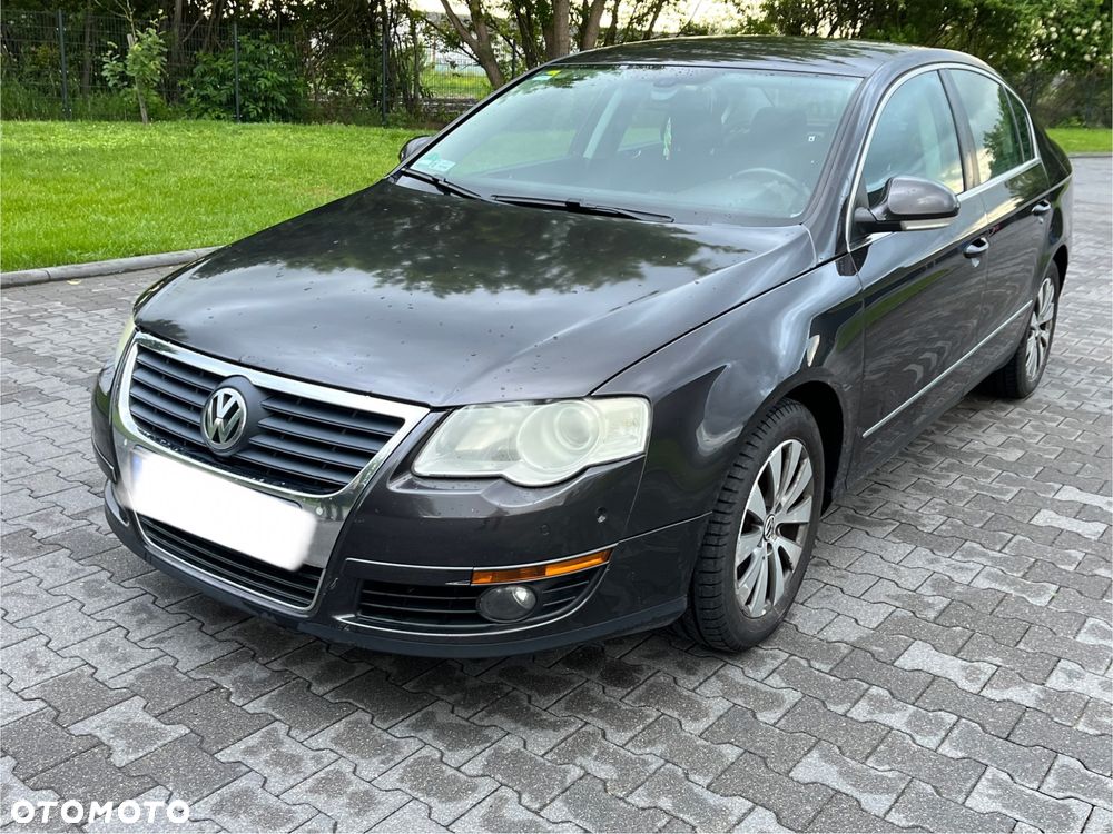 Volkswagen Passat 2.0 TDI Comfortline DSG - 1