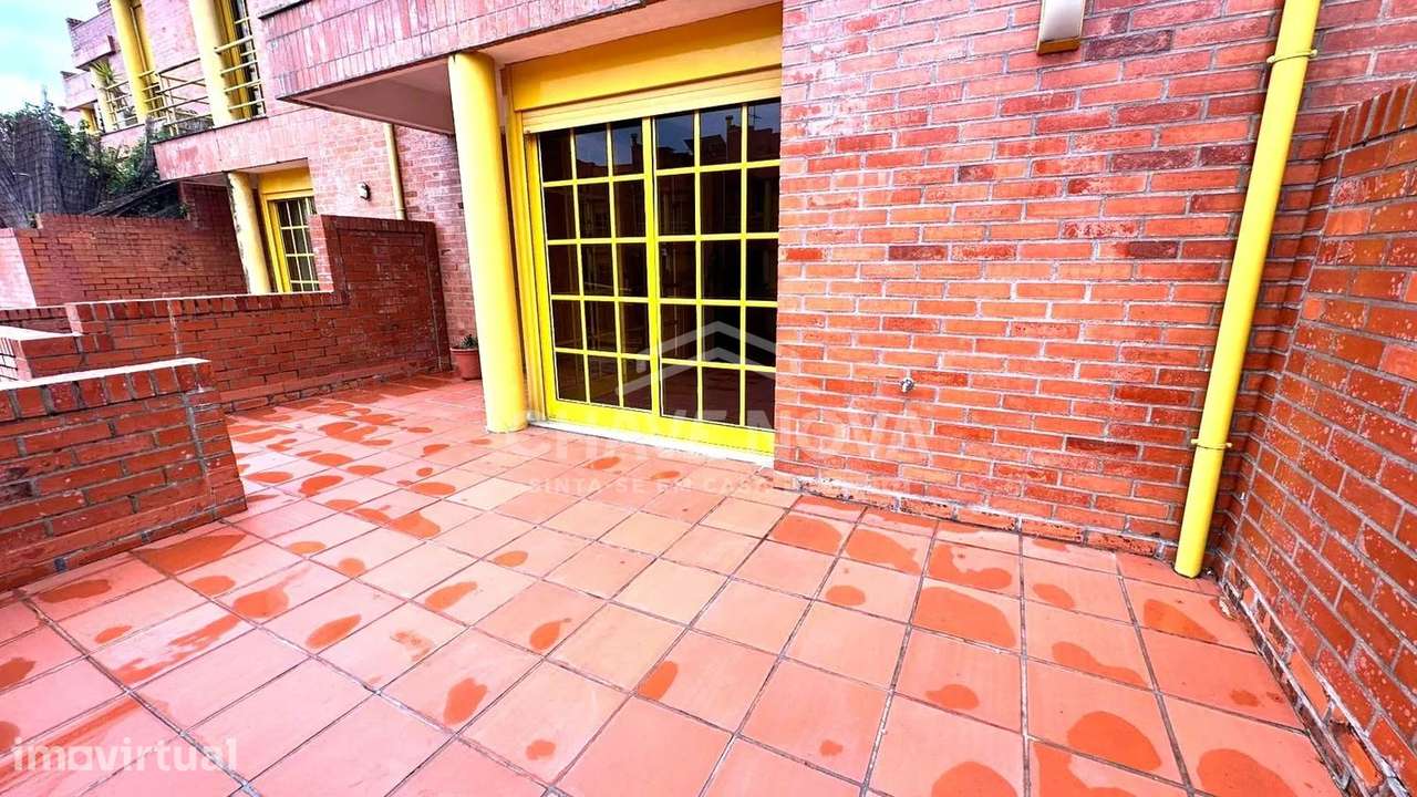 Arrenda-se Moradia T3 Renovada em Vila Boa, Santa Maria da Feira - Grande imagem: 2/26