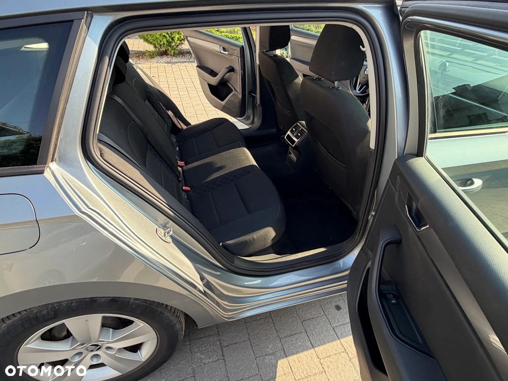 Skoda Superb 1.6 TDI Active - 14