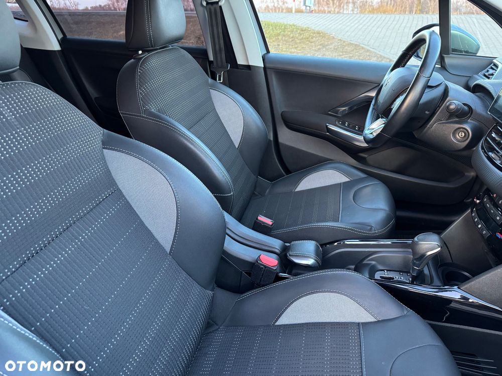 Peugeot 2008 PureTech 110 Stop&Start EAT6 Allure - 6