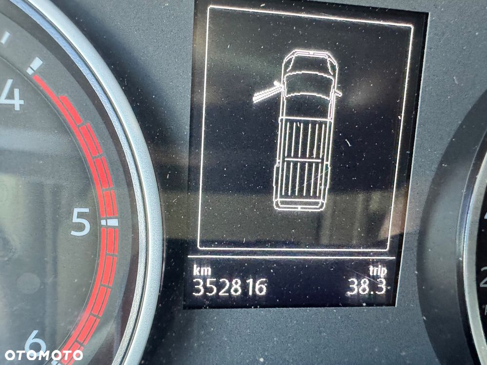 Volkswagen Crafter - 13