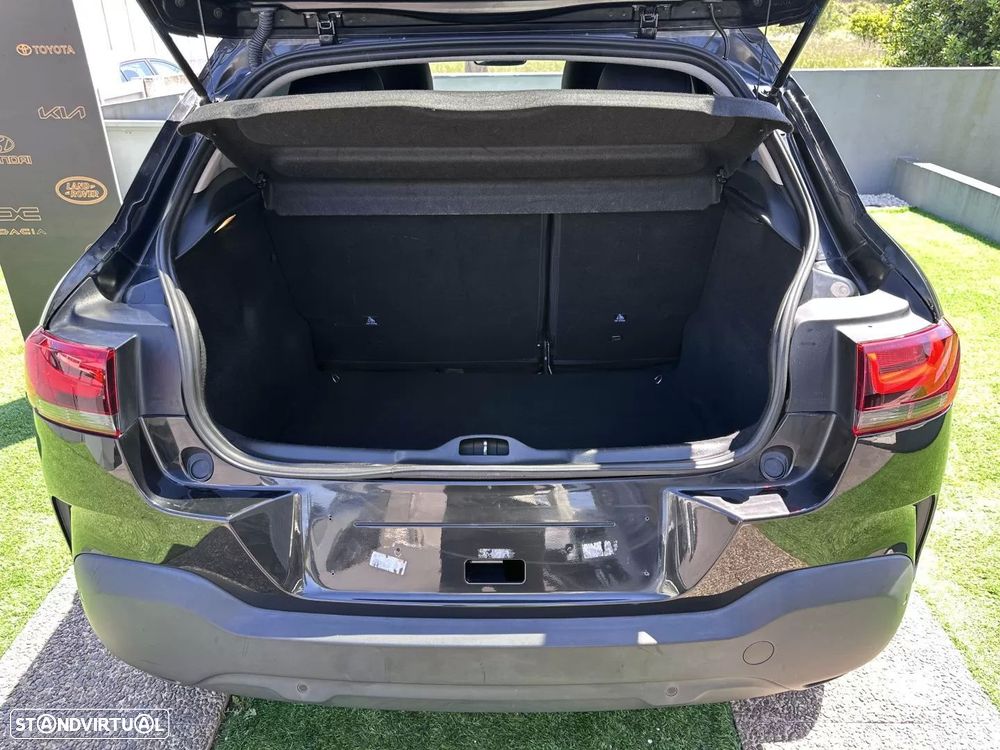 Citroën C4 Cactus 1.2 PureTech Shine - 59