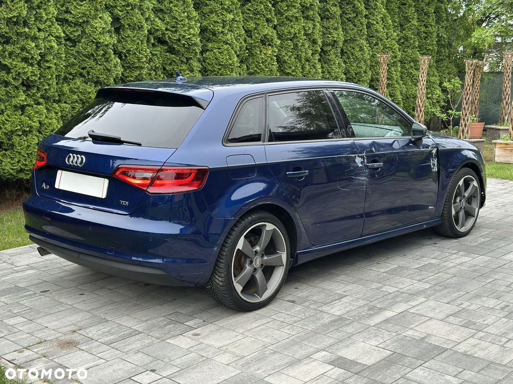 Audi A3 Sportback 1.6 TDI (clean diesel) S line Sportpaket - 8