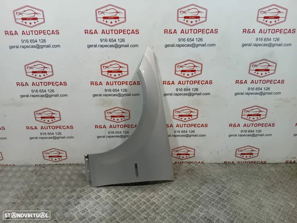 Guarda Lamas Frente Frontal Esquerdo Mercedes Class CW204 Original - 1