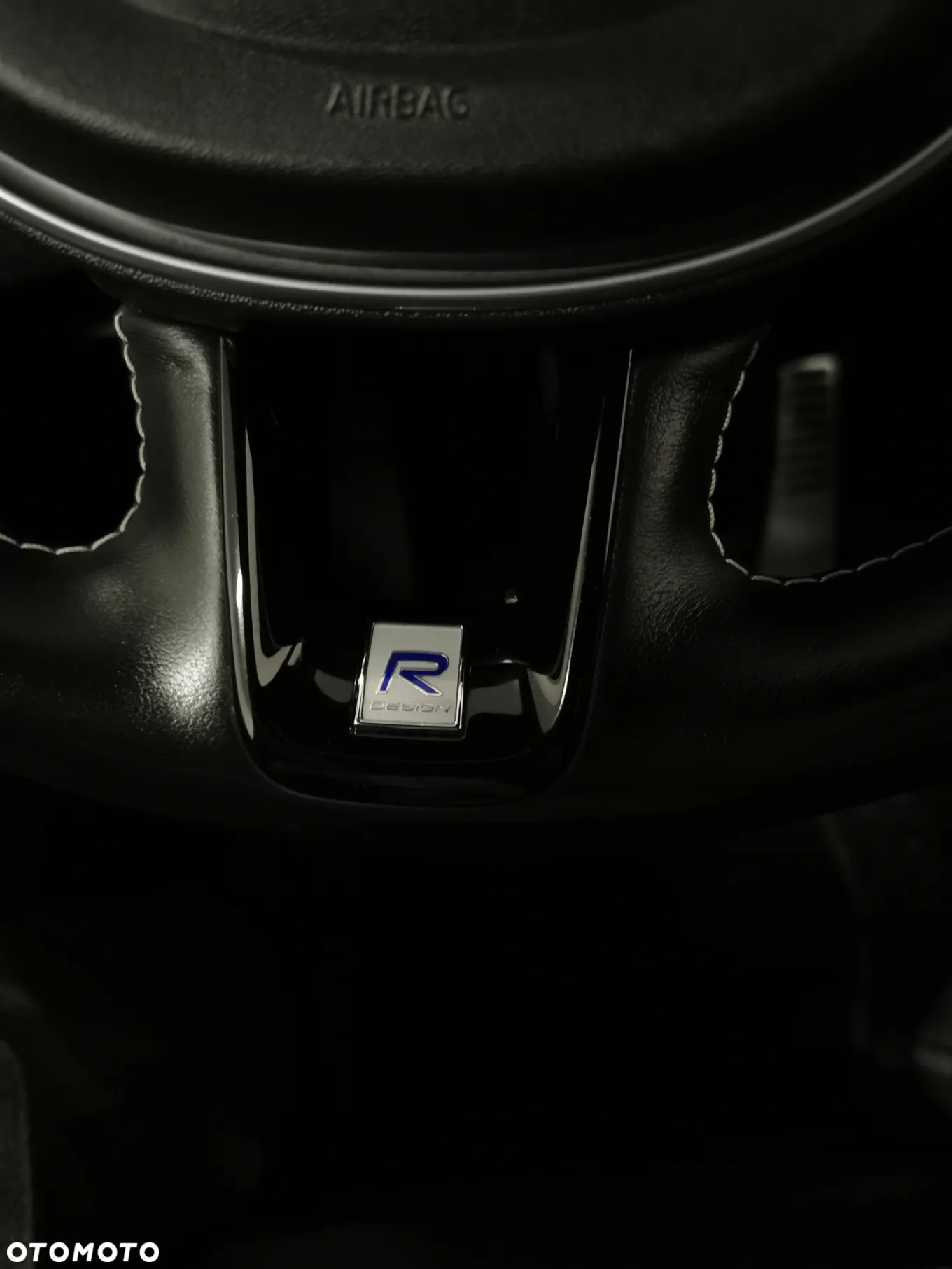 Volvo XC 90 D5 AWD R-Design - 29