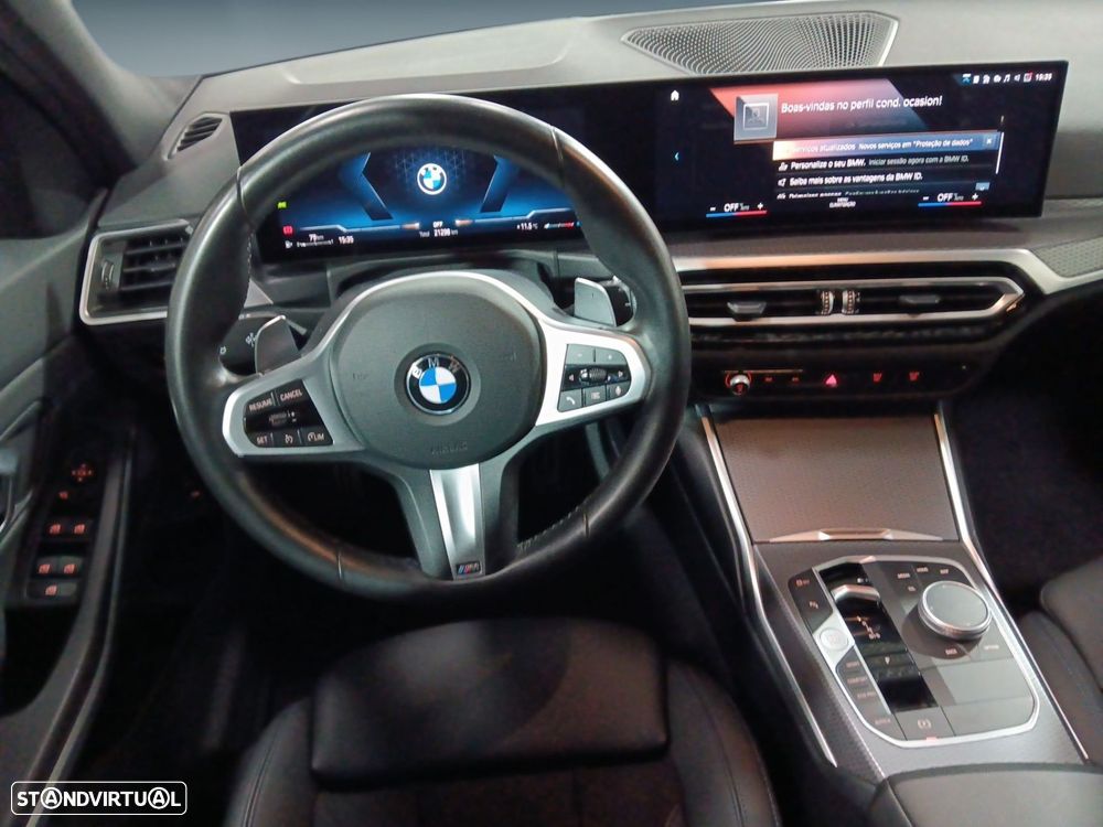 BMW 320 d Pack Desportivo M Auto - 12
