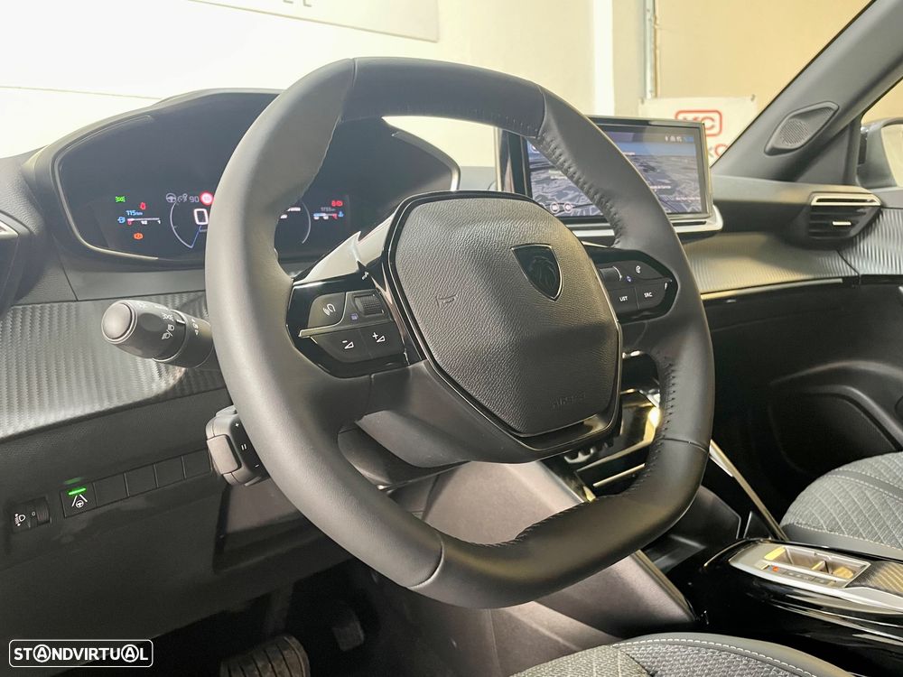 Peugeot 2008 Hybrid 136 e-DSC Allure - 24