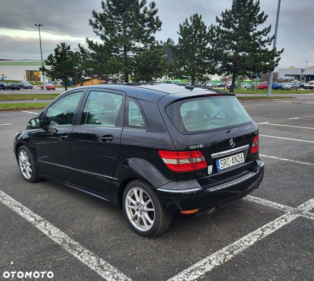 Mercedes-Benz Klasa B 200 CDI Autotronic - 2