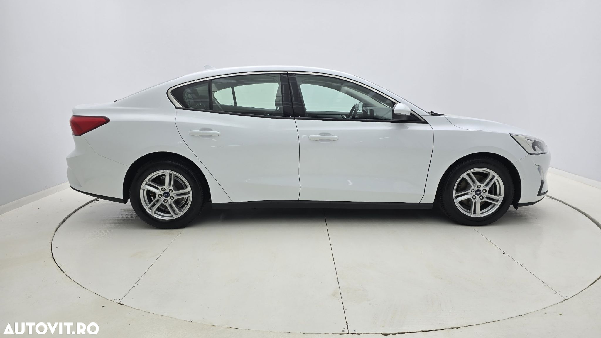 Ford Focus 1.5 EcoBlue Trend Edition - 5