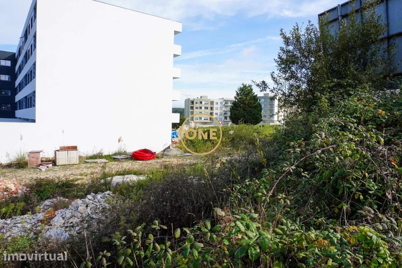 Terreno Urbano em Lourosa - Grande imagem: 2/4