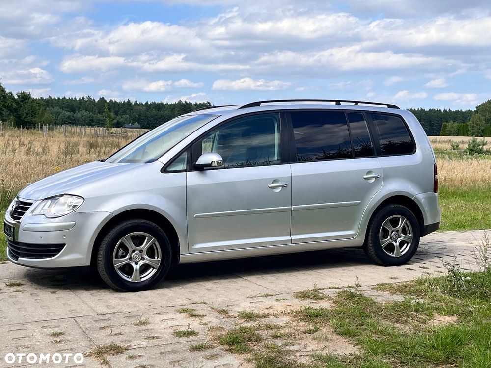 Volkswagen Touran 1.9 TDI DPF DSG Highline - 38