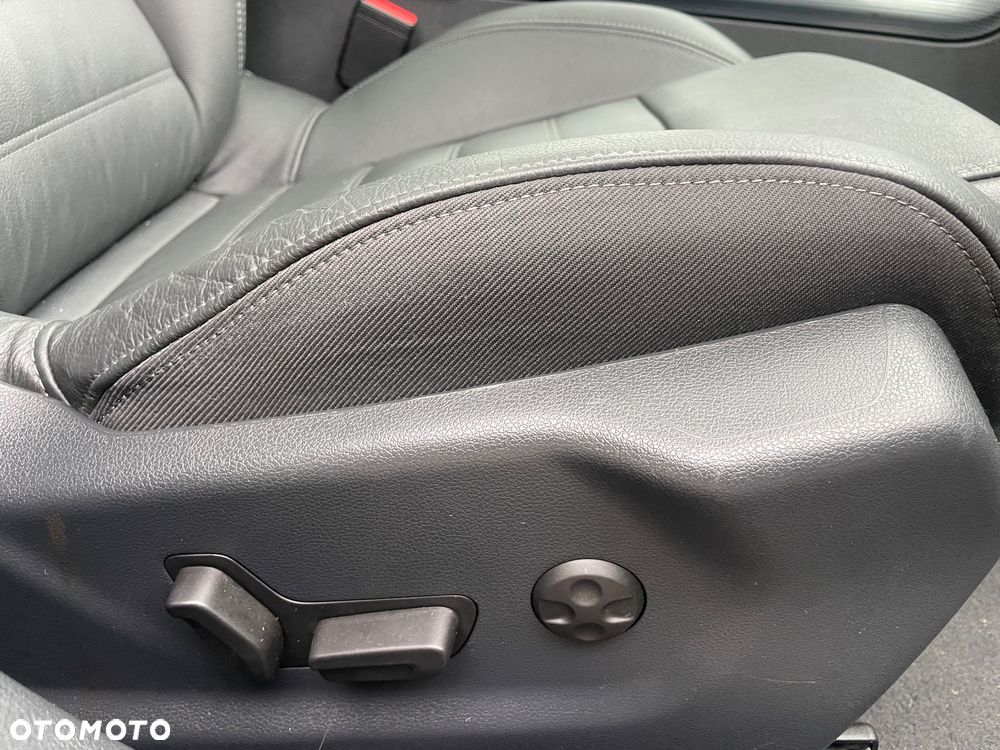 Peugeot 508 BlueHDi 180 EAT6 Stop&Start GT - 21