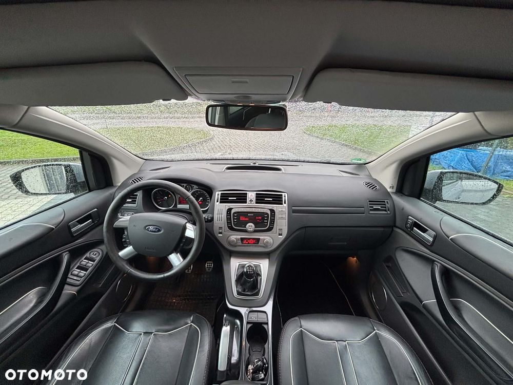Ford Kuga 2.0 TDCi 4x4 Individual - 26