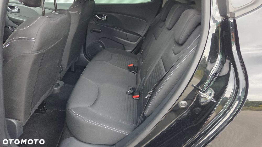 Renault Clio 1.2 16V Limited - 23