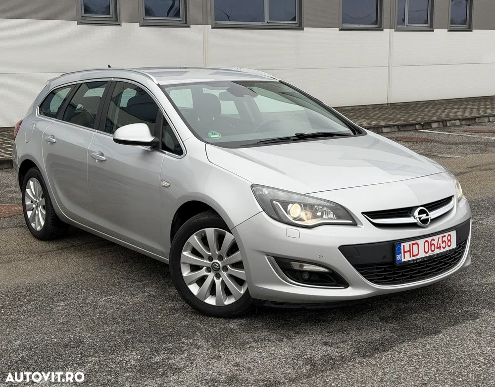 Opel Astra 2.0 CDTI DPF SportsTourer Edition - 2