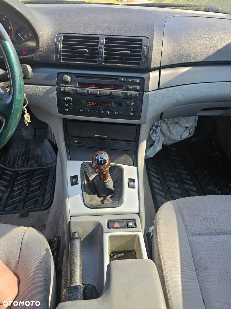 BMW Seria 3 320d - 15