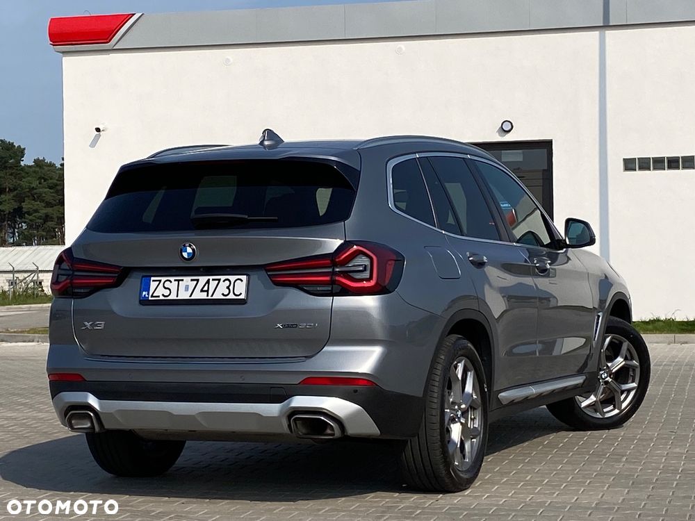BMW X3 xDrive30i Advantage - 3