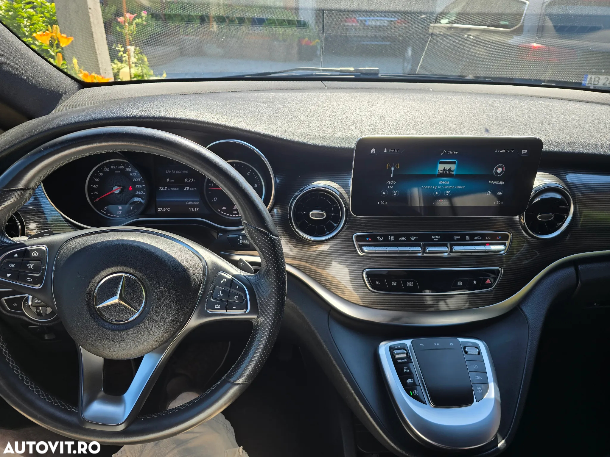Mercedes-Benz V 300 d lang 4Matic 9G-TRONIC Avantgarde Edition 2020 - 13
