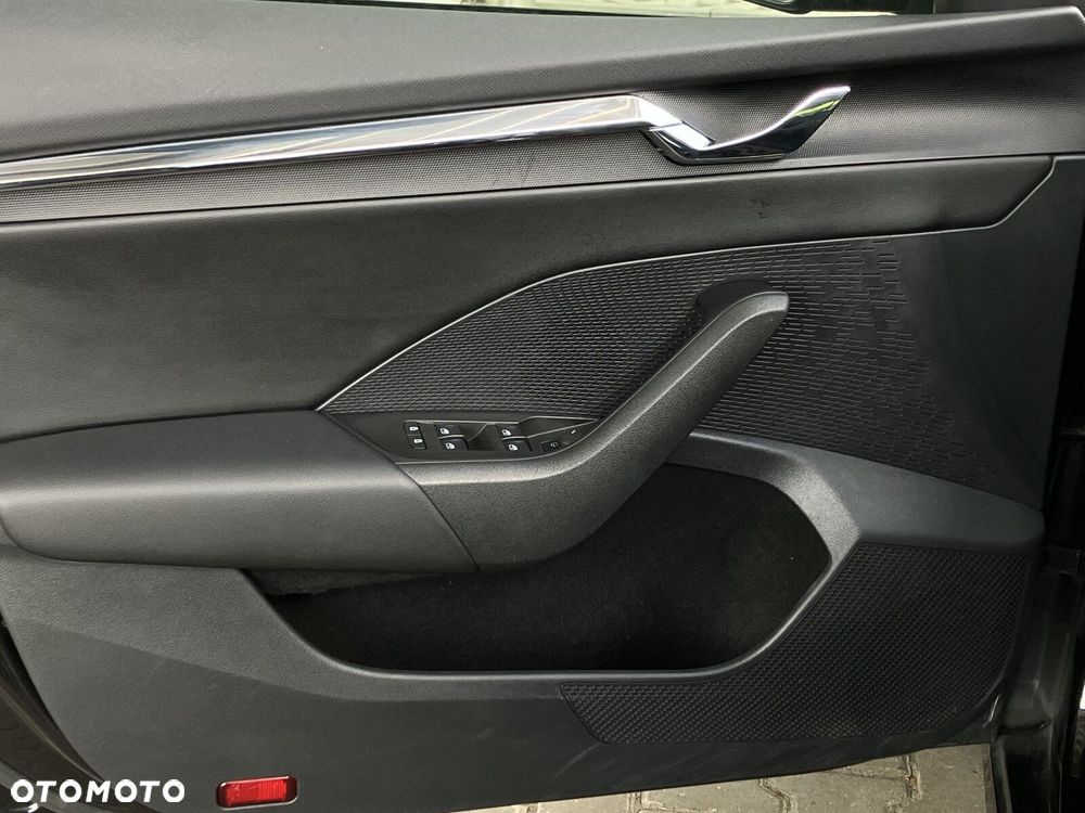 Skoda Octavia 2.0 TDI SCR Style DSG - 12