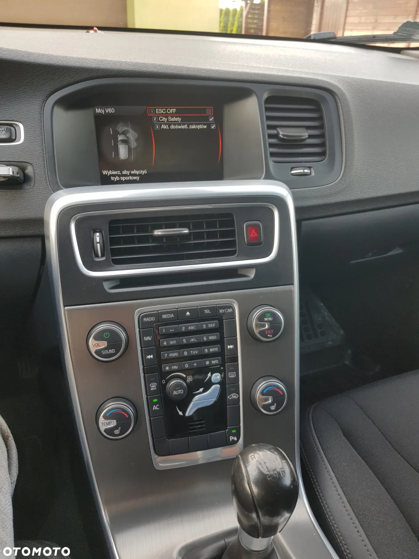 Volvo V60 2.0T - 6