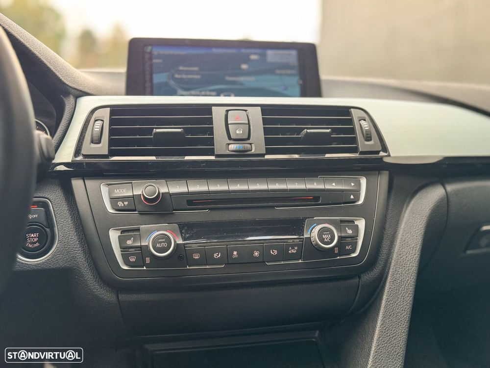 BMW 318 d Touring Aut. Sport Line - 42