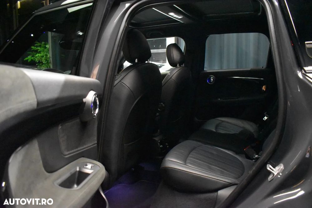 Mini Countryman Cooper S E ALL4 AT - 14