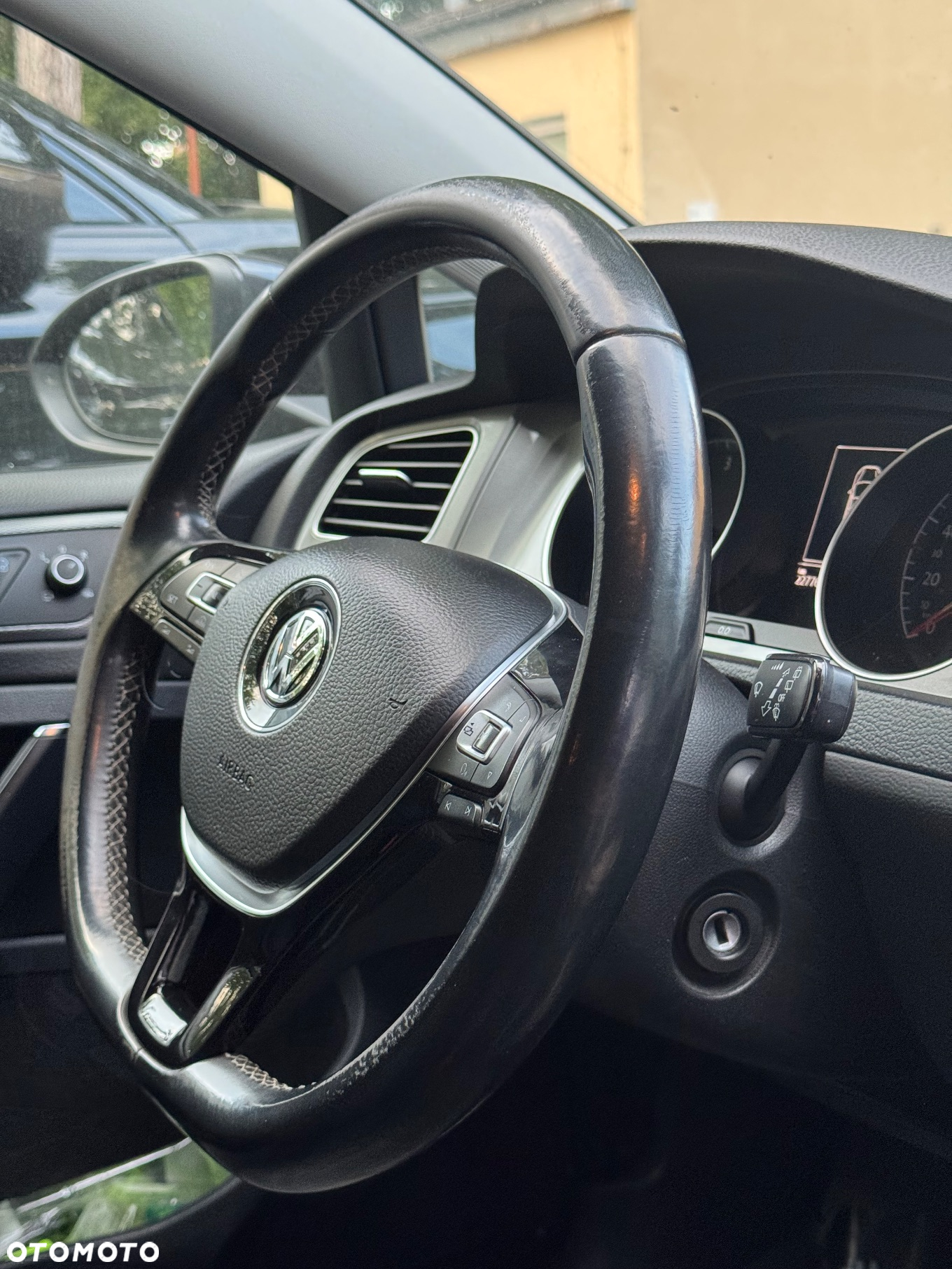 Volkswagen Golf - 4