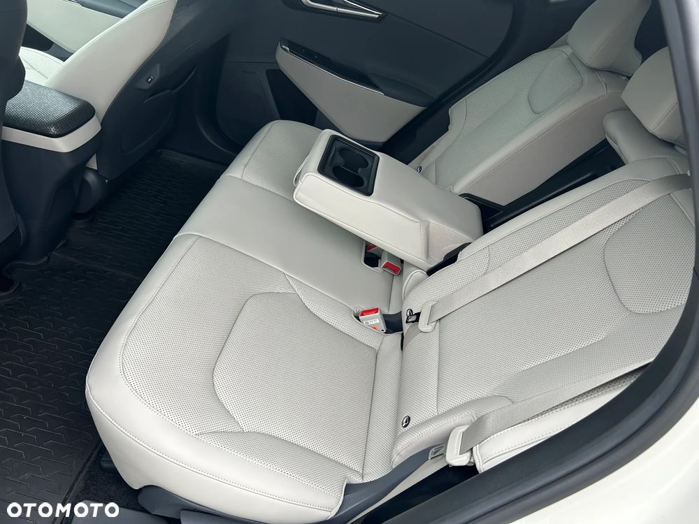Kia EV6 77.4kWh Plus - 8