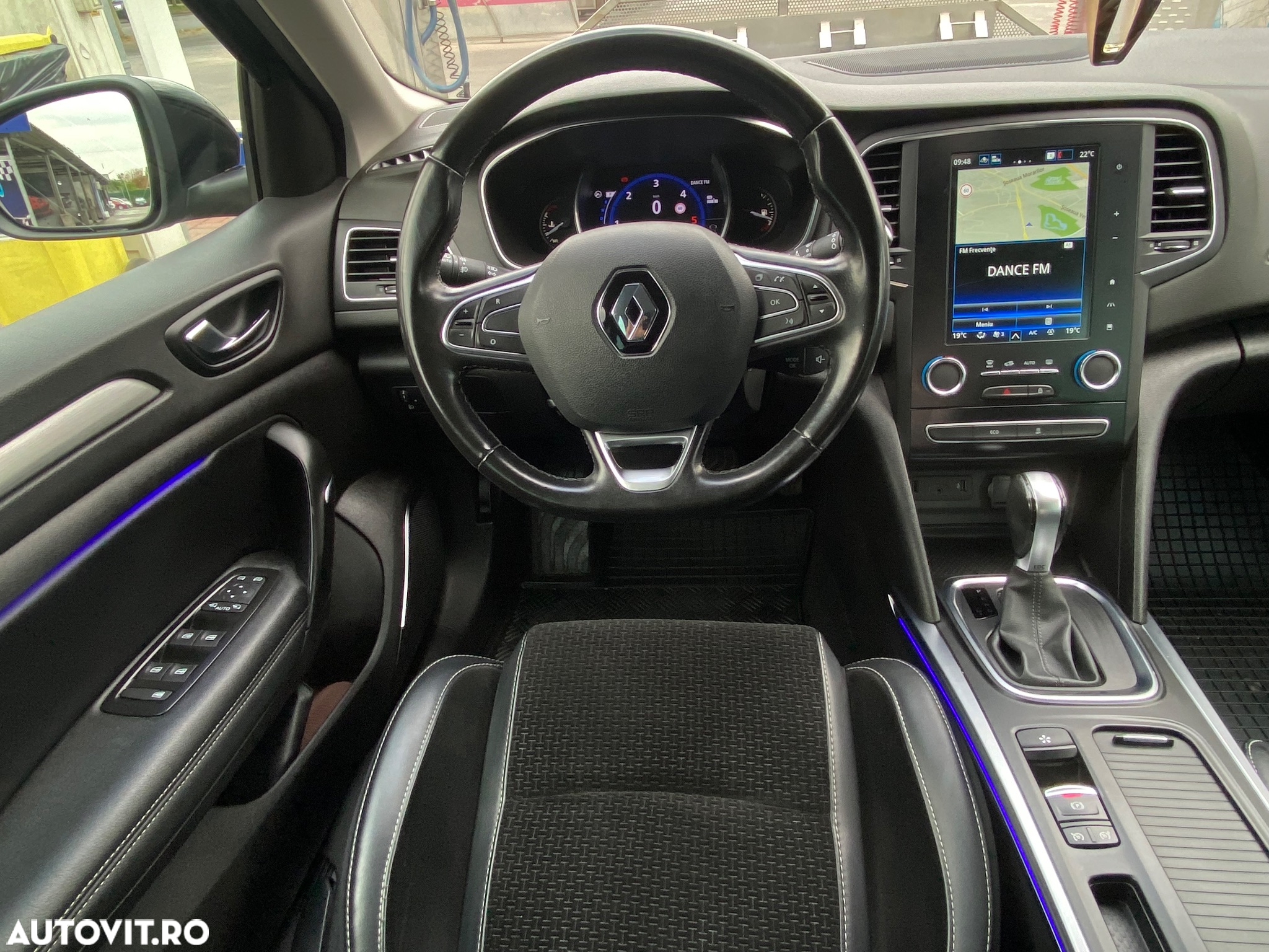 Renault Megane BLUE dCi EDC Intens - 21