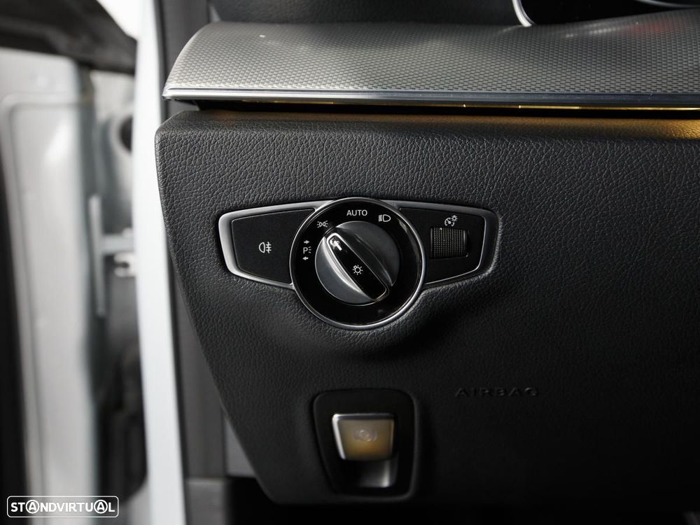 Mercedes-Benz E 220 d Avantgarde - 13