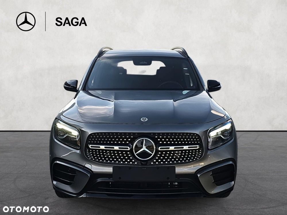 Mercedes-Benz GLB - 2