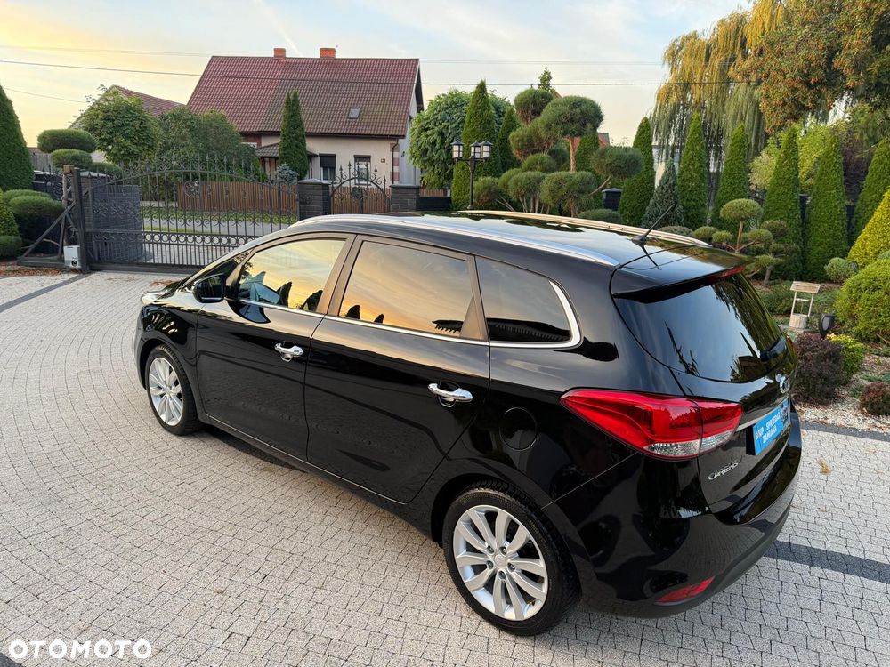 Kia Carens 1.7 CRDi L 7os - 31