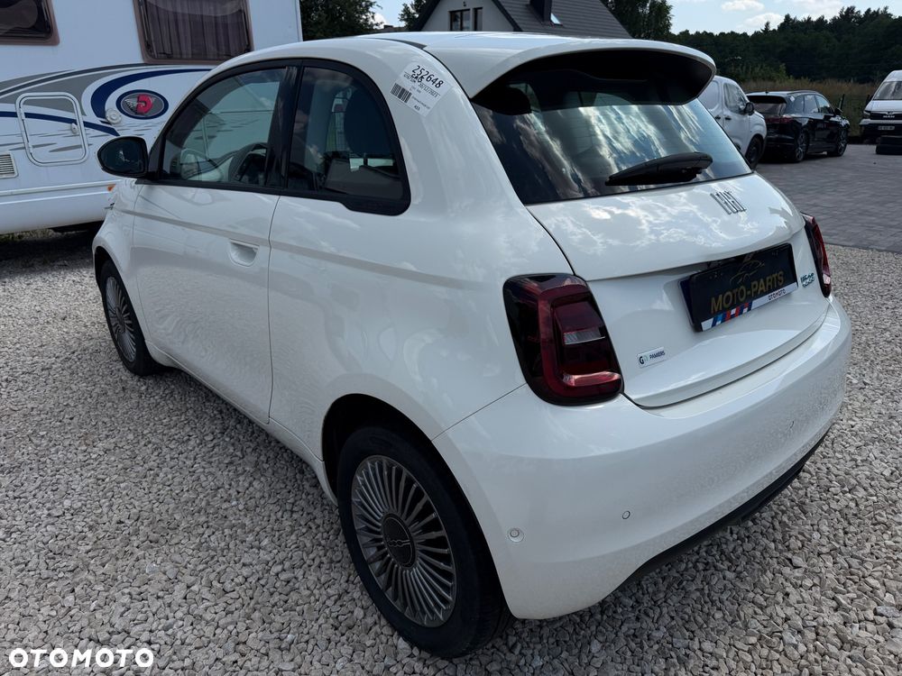 Fiat 500e - 11