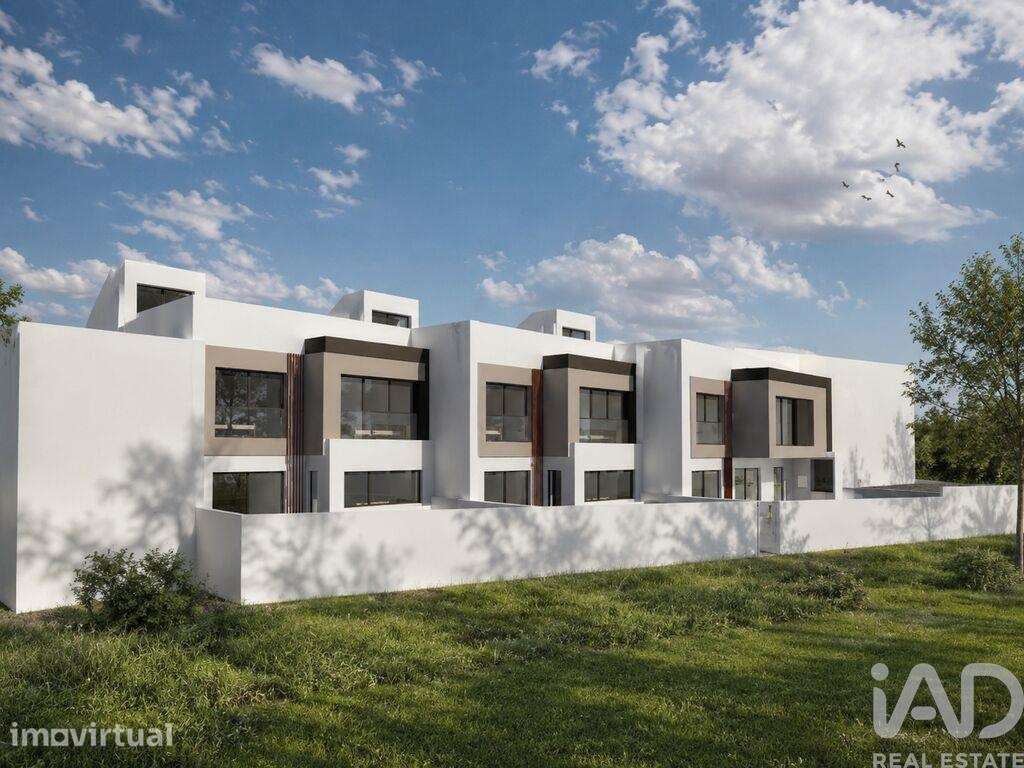 Casa de Cidade T4 em Buarcos E São Julião de 150,00 m2 - Grande imagem: 5/6